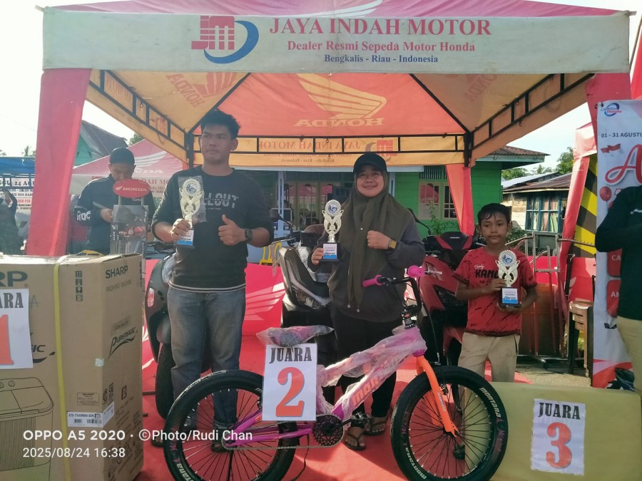 Ibu di Bengkalis Rela Tukar Juara Mancing demi Sepeda Anak