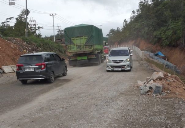 Jalan Lintas Riau-Sumbar di Tanjung Alai Dibuka Dua Arah