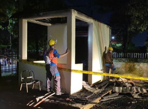 Pos Jaga UPT Pengujian Disperindag Riau Terbakar