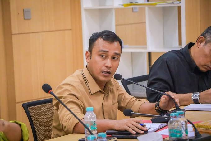 Tertibkan Sampah, DLHK Pekanbaru Terapkan Aturan Jam Buang Baru