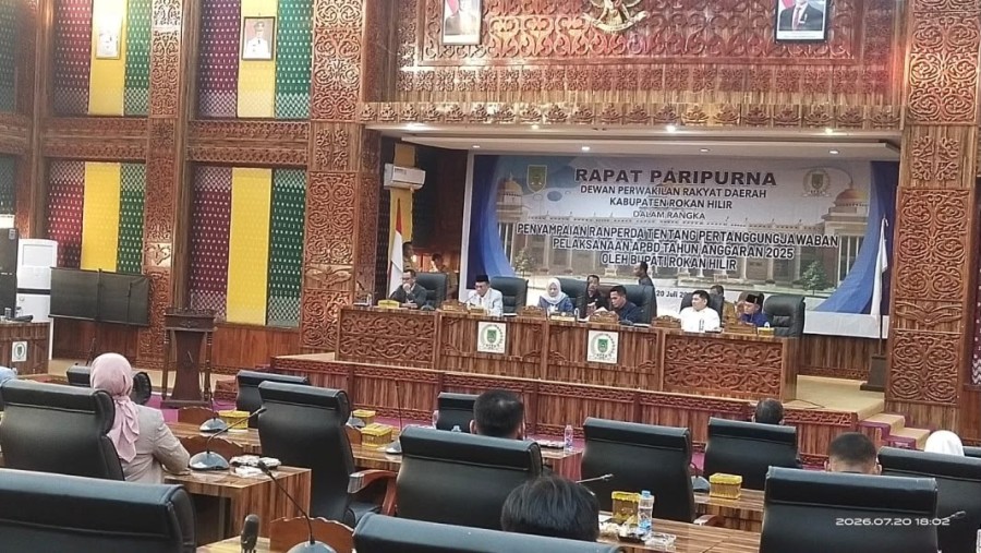 DPRD Rohil Terima Ranperda Pertanggungjawaban APBD 2025