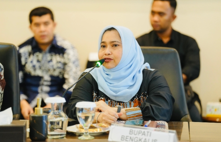 Audiensi Bupati Bengkalis dengan Menko Perekonomian untuk Bangun Ekonomi Pesisir Riau