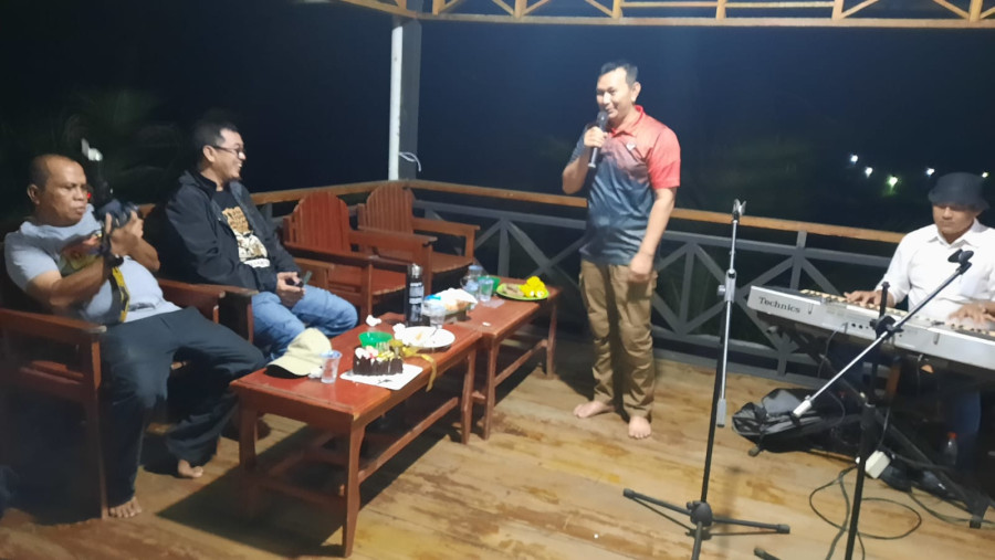 Pengurus PWI Riau Kunjungan Jurnalistik ke Agrowisata Bukit Godang