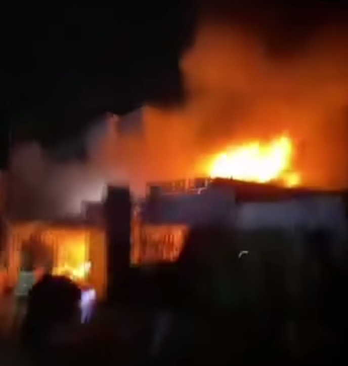 Rumah Makan dan Kedai di Sail Dilalap Api, Warga Gempar