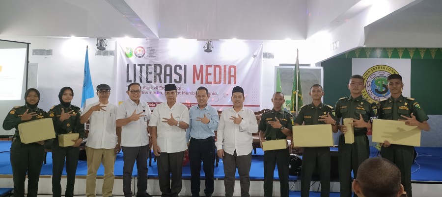 KPI Riau Bekali Siswa SMK Taruna Satria Literasi Media Tangkal Hoaks