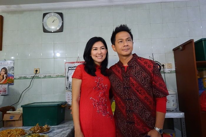 Rayakan Imlek, Delon Sediakan 3 Makanan yang Memiliki Arti