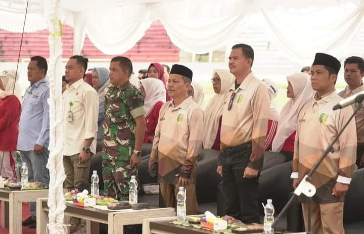 Ratusan Atlet Berpartisipasi dalam Kejuaraan Olahraga Tradisional di Teluk Kuantan