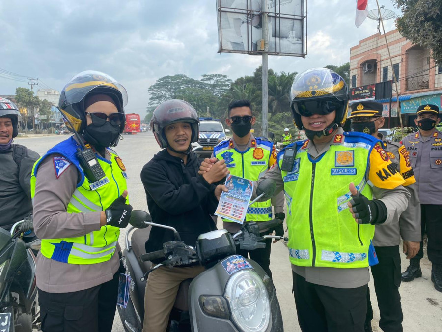Kapolres Pelalawan Suwinto Tinjau Operasi Zebra Lancang Kuning 2023