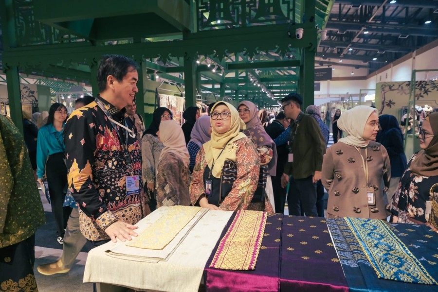 KKI 2026, BI Riau Hadirkan Rumah Tenun Kampung Bandar dan Sakinah by Thiffa Qaisty