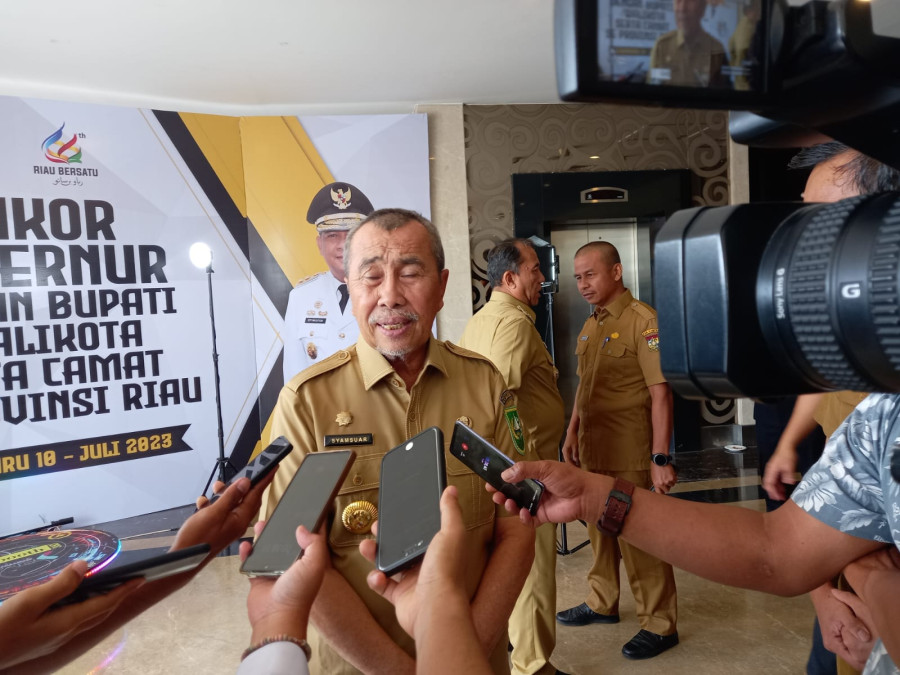 Gubri Kumpulkan Kepala Daerah Bahas Ekonomi dan Keamanan Tahun Politik
