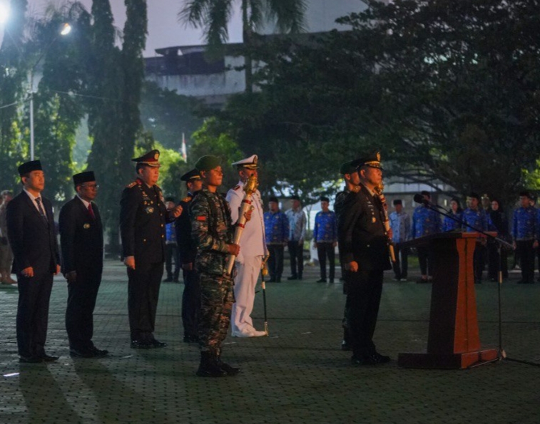 HUT RI ke-79, Pj Gubri dan 553 Personel Ikuti Renungan Suci di TMP Kusuma Dharma