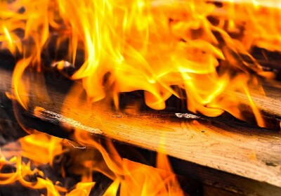 Kesulitan Ekonomi, Pria Pengangguran Ini Bakar Rumah hingga Ibunya Tewas