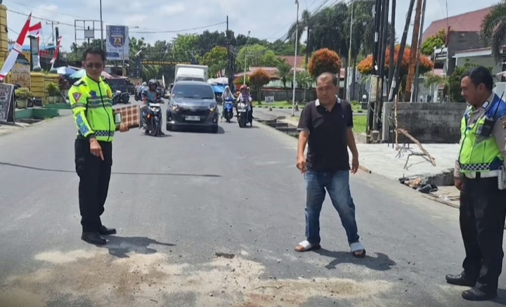 Diduga Pakai Narkoba, Sopir Avanza Tabrak 4 Pemotor di Pekanbaru 1 Tewas