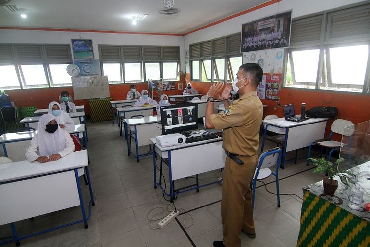 Tahun Ajaran 2021/22, Disdik Pekanbaru akan Rekrut Guru Tak Tetap 