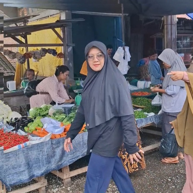 H-1 PSU, Afni Bikin Riuh Pasar Sungai Apit