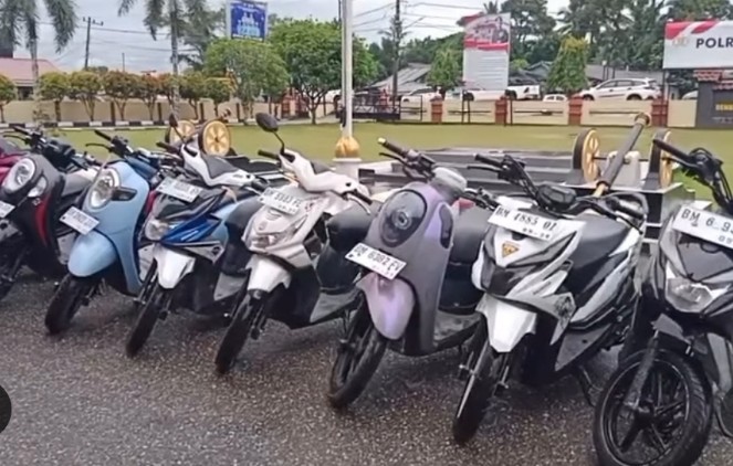 Polres Kampar Bongkar Sindikat Curanmor, 13 Motor Diamankan!