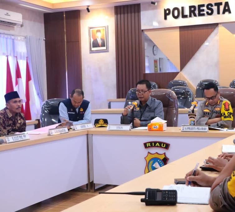 Pemko Pekanbaru Gelar Pawai Takbiran Lebaran 1444 H di Jalan Gajah Mada