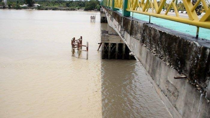 Pemprov Riau Anggarkan Pemeliharaan Jembatan Pedamaran II Rohil