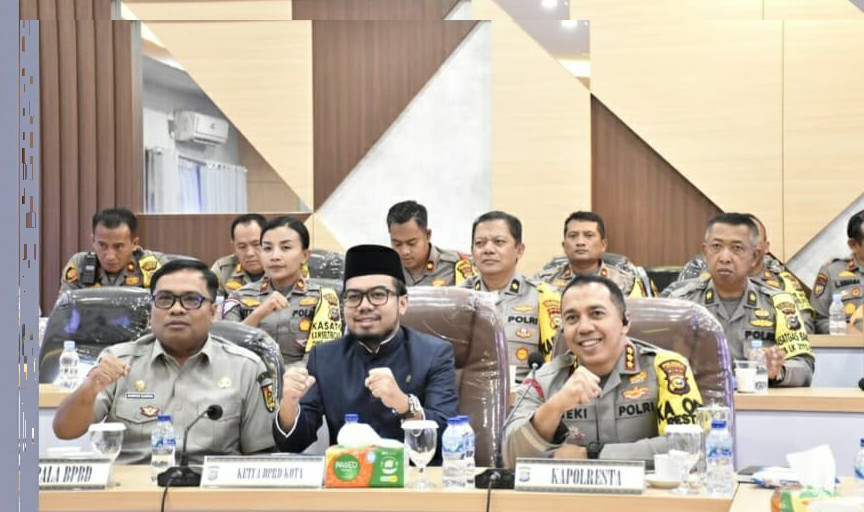 Bahas Penyelesaian Masalah Banjir di Kabupaten/Kota di Riau, Ginda Burnama Ikut Rakor bersama Kapolri Via Zoom Meeting