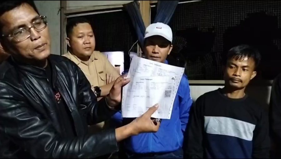 Timses 03 Rekam Diam-diam Ketua GP Ansor NU Siak Bayar Gaji Pekerja, Difitnah Bagi-bagi Uang