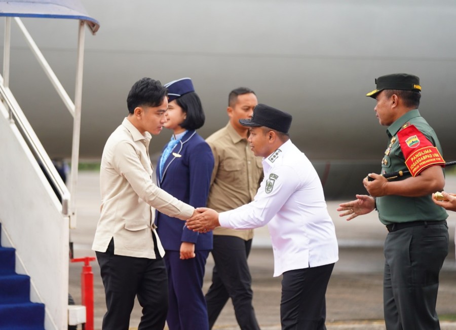Tiba di Pekanbaru, Wapres Gibran Tinjau Penyaluran BSU penanganan karhutla
