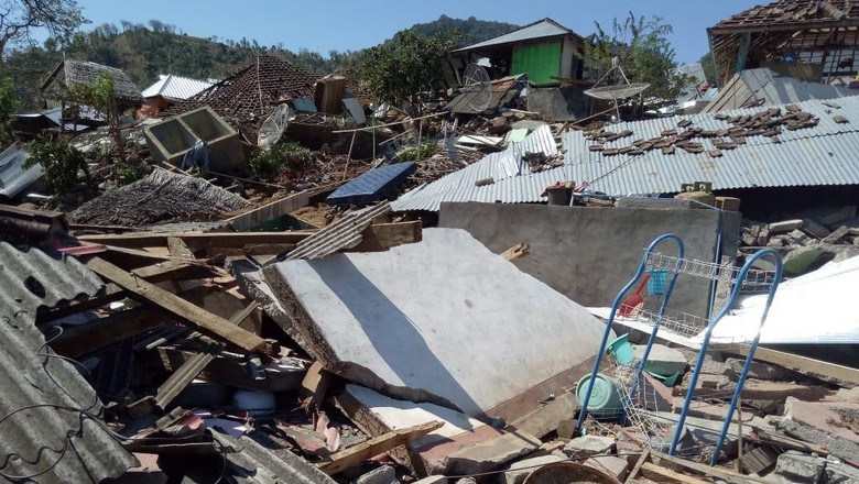 BNPB Diinstruksikan Percepat Pencairan Dana Bantuan Gempa di NTB