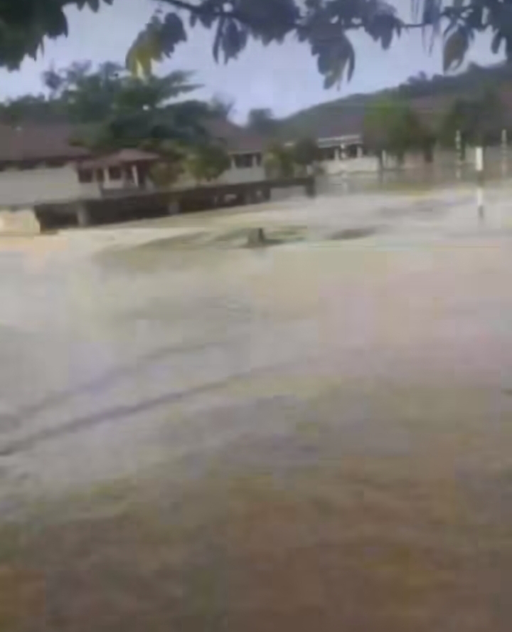 Lima Kabupaten di Riau Laporkan Banjir, Dua Diantaranya Mulai Surut