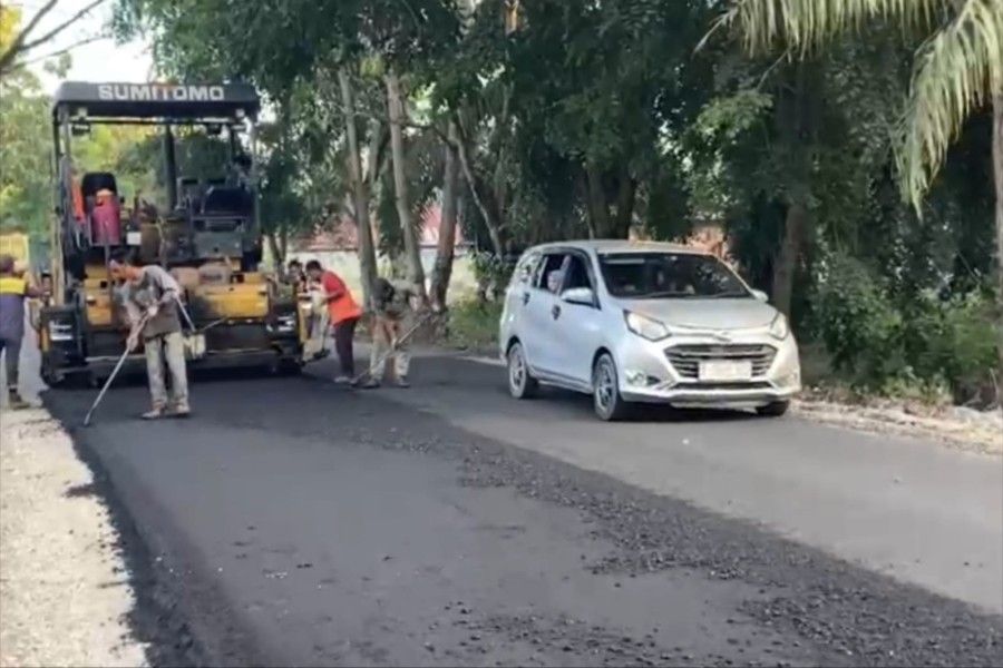 Pembangunan Merata, Pemprov Perbaiki Jalan Rusak di Meranti dan Bengkalis
