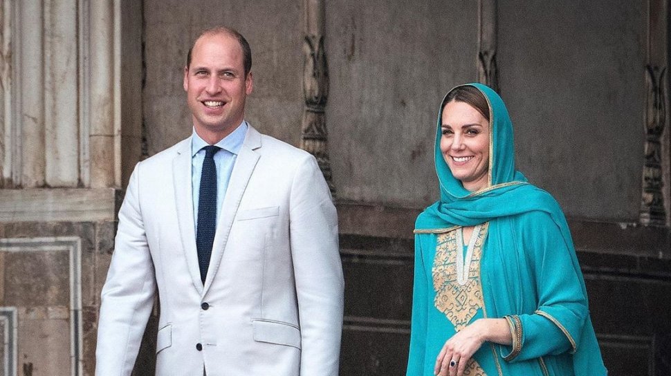 Pangeran William Merasa Aneh saat Dilarang Berjabat Tangan