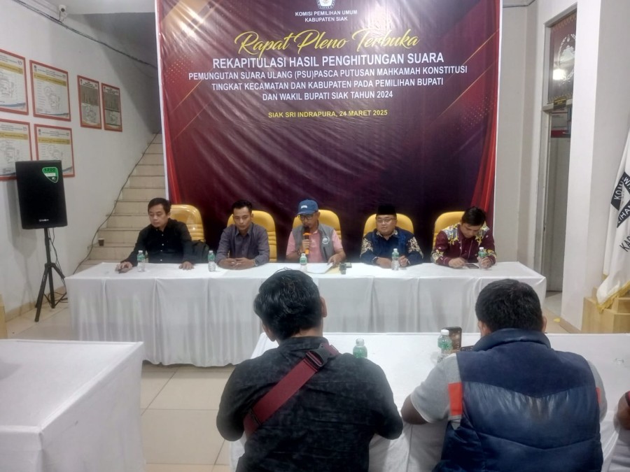 Pleno KPU Tetapkan Afni-Syamsurizal Pemenang Pilkada Siak 2024, Unggul 292 Suara