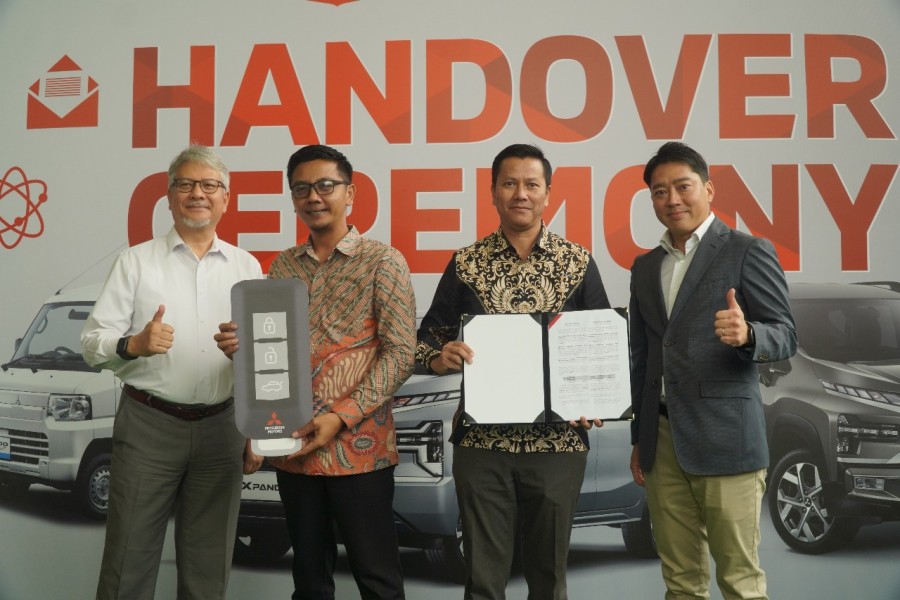 MMKSI Donasikan 10 Mobil ke SMK, Dukung Pendidikan Vokasi Otomotif dan Kendaraan Listrik