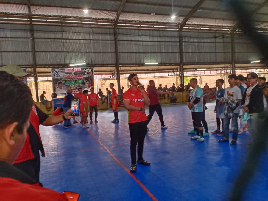 Tiba di Pekanbaru, Kaesang Buka Turnamen Futsal Raja Cup