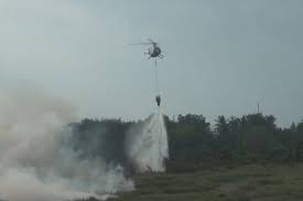 Pemprov Riau Kerahkan 3 Helikopter  Padamkan Karhutla
