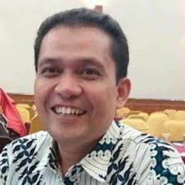 Klarifikasi Hendry dan Presiden Tetap Tidak Berkewajiban Resmikan Dewan Pers 