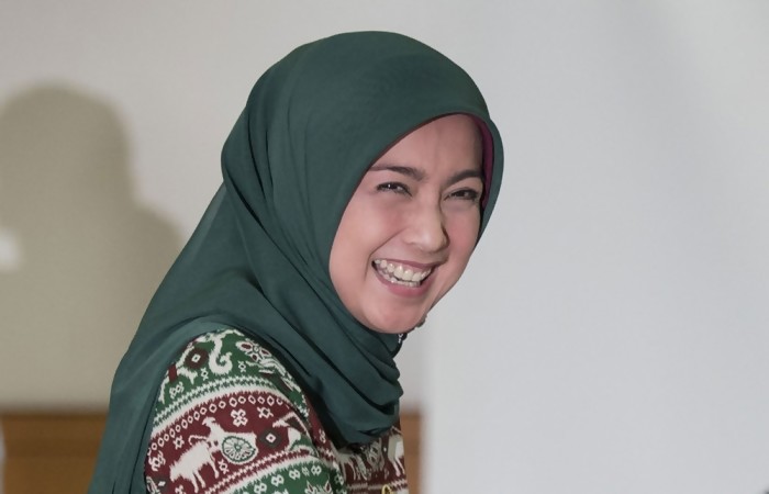 Desy Ratnasari Punya Kekasih Baru