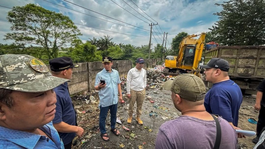 Mengatasi Sampah Pekanbaru Tak Bisa Bim Salabim