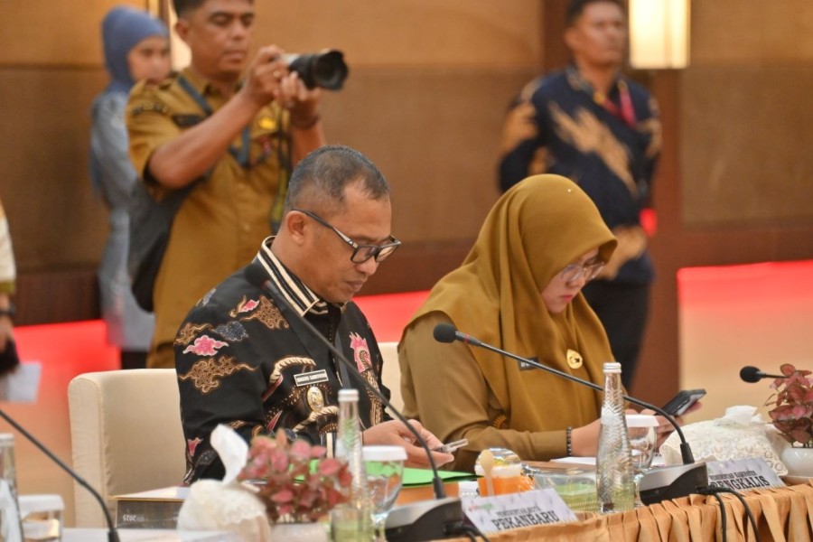 Hadiri RUPS BRK Syariah, Wabup Bagus Dorong Penguatan Ekonomi Daerah