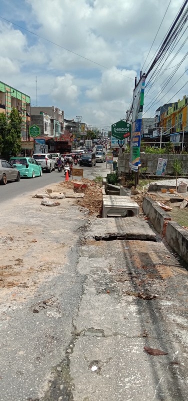 Warga Harap Perbaikan Jalan Lobak Pekanbaru Segera Tuntas