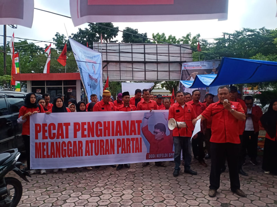 Dukung Prabowo-Gibran, Kader PDIP Kuansing Desak DPP Pecat Dodi Nofeldi