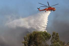 Heli Water Bombing Jinakkan Api di Lahan Gambut Inhil