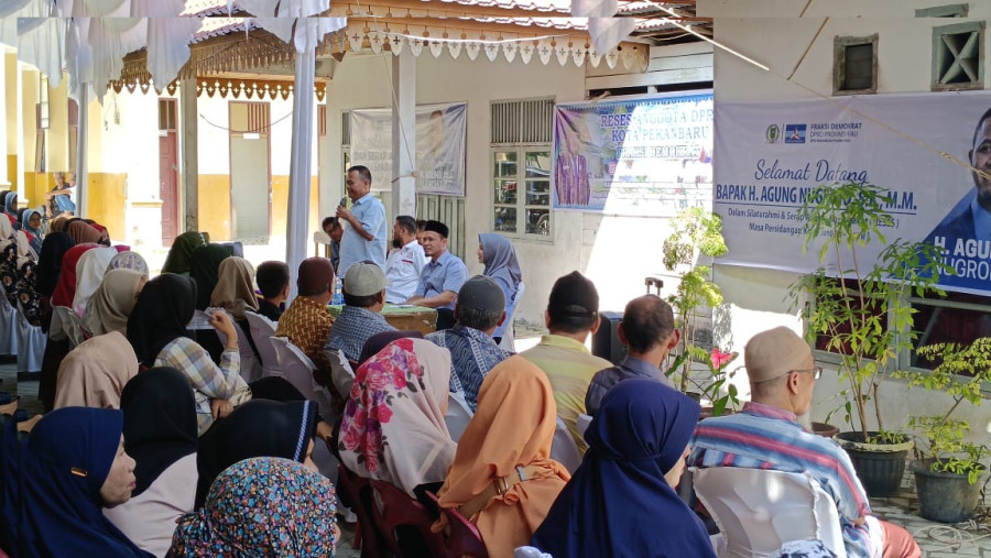 Warga RW 10 Limbungan Baru Padati Duet Reses Aidil Amri dan Agung Nugroho