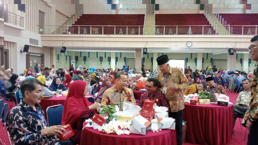 Hadiri Undangan Pensiunan Chevron, Komunitas Lansia Jadi Perhatian Paslon INTAN