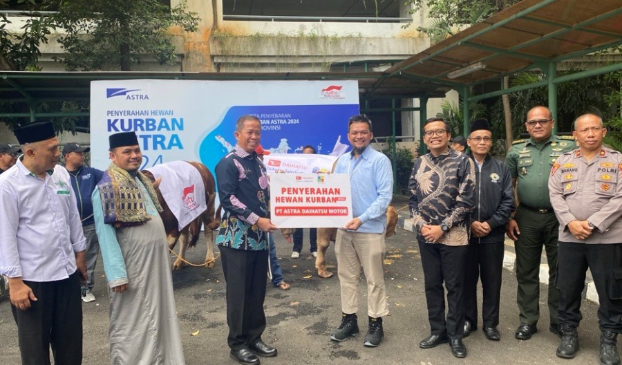 Rayakan Idul Adha, Daihatsu Berbagi  Hewan Kurban ke Masyarakat Sekitar