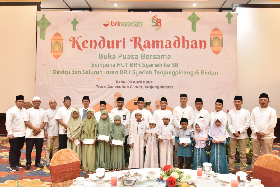 BRK Syariah Gelar Buka Puasa Bersama dan Pemberian Santunan pada Anak Yatim