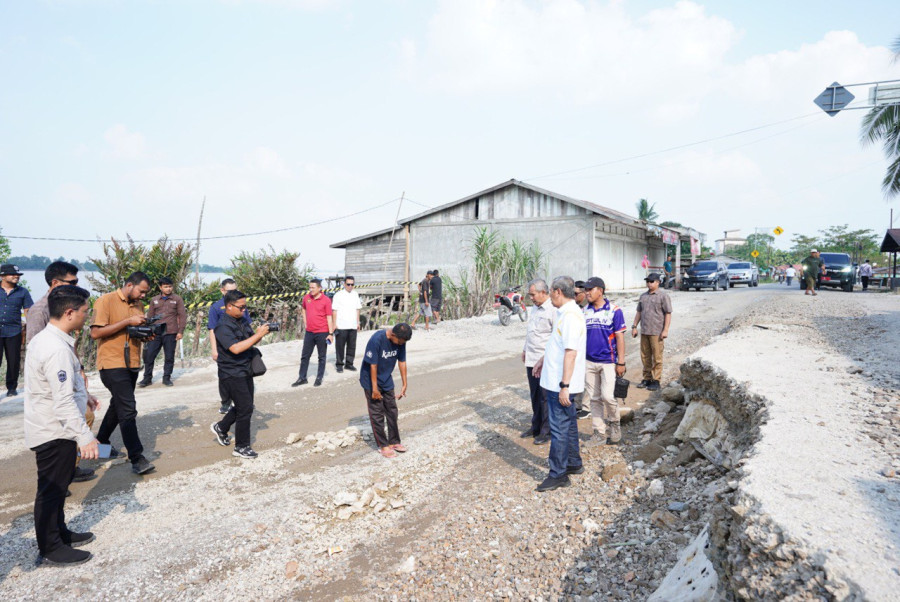 Sering Amblas, Jalan Penghubung Inhil-Inhu di Kempas akan Dibangun Jembatan