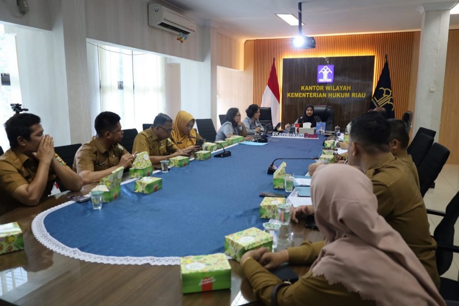 Kanwil Kemenkum Riau Harmonisasi Ranperbup Kuansing tentang Kendaraan Dinas Sewa