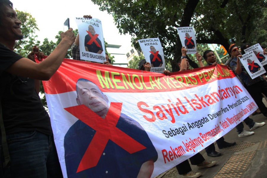 Demo Panas di Depan Dewan Pers, Massa Tolak Sayid Iskandarsyah!