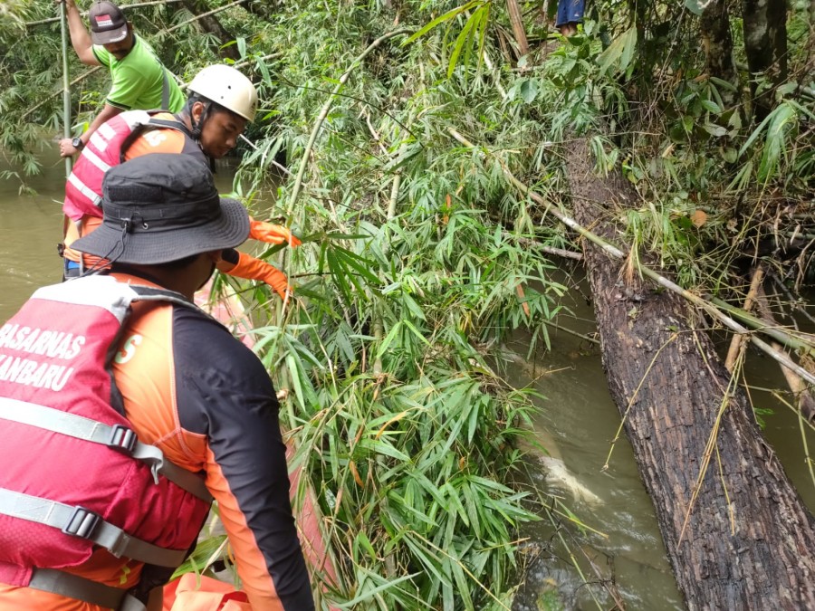 Mahasiswa UIN Tenggelam di Sungai Batang Gansal Ditemukan Meninggal Dunia
