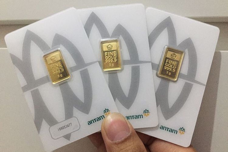  Hari Ini 15 Desember, Harga Emas Antam Turun ke Rp 924 Ribu