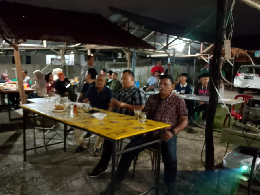 Cawako Taufik Arrakhman Nobar dengan Warga Kulim, TA: Waduh, Tebakan Skor  Saya Meleset